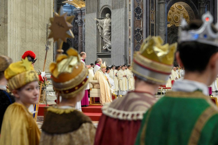 Death of former Pope Benedict overshadows New Year at Vatican