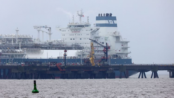   Erster LNG-Tanker erreicht Terminal in Wilhelmshaven  