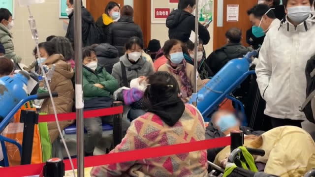 Shanghai hospital overloaded as Covid cases surge -  NO COMMENT  