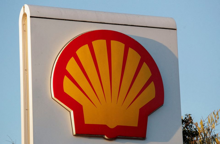 Shell to pay $2 bln in EU and UK windfall tax in Q4