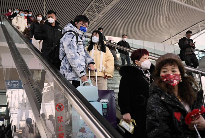 China proactive in reducing COVID-19 risks during travel rush 
