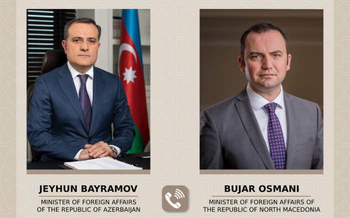   Es gab ein Telefongespräch zwischen Jeyhun Bayramov und dem Außenminister Nordmazedoniens  