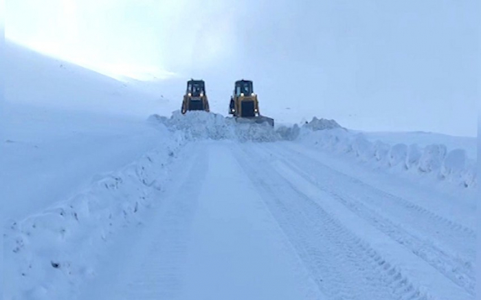   Dienst- und Kampfaktivitäten der aserbaidschanischen Armee bei jedem Wetter auf hohem Niveau organisiert –   (VIDEO)    