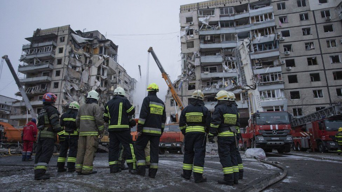 Ukraine war: Chances of more survivors from Dnipro strike minimal - mayor