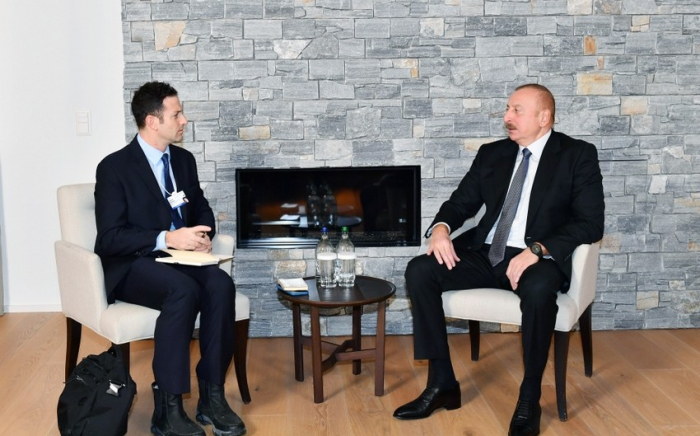   Präsident Ilham Aliyev traf in Davos mit Jared Cohen zusammen  