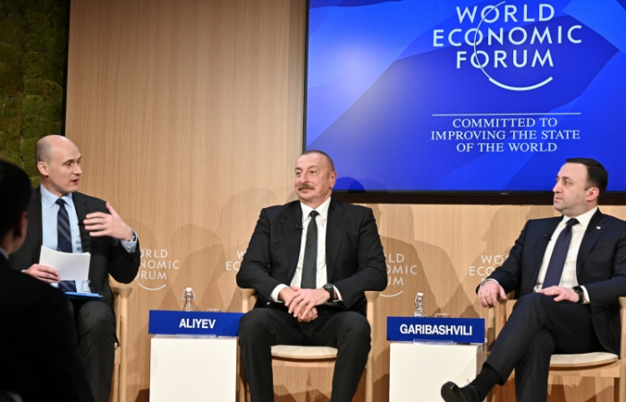   Ilham Aliyev participó en la reunión del panel en Davos - EN VIVO  