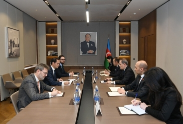 Azerbaiyán y la OTAN se centran en temas de actualidad en la agenda de cooperación 