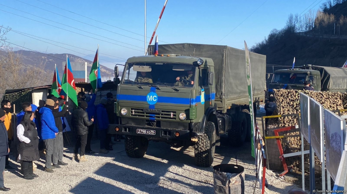   Vehicles of Russian peacekeepers pass freely along Azerbaijani Lachin-Khankandi road   