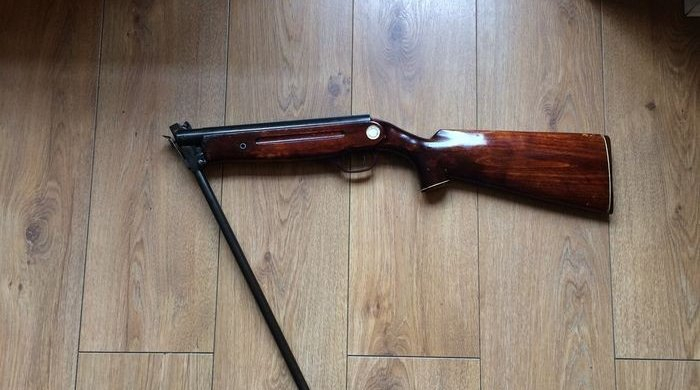 Binəqədidə uşaqlar ov tüfəngi ilə oynadı,    biri yaralandı   