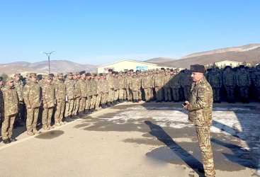     Ministerio de Defensa  : “Se han mantenido conversaciones sobre el tema moral-psicológico con militares azerbaiyanos”  