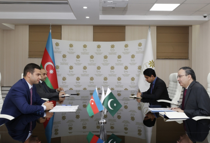 Azerbaijan and Pakistan discuss expansion of business ties