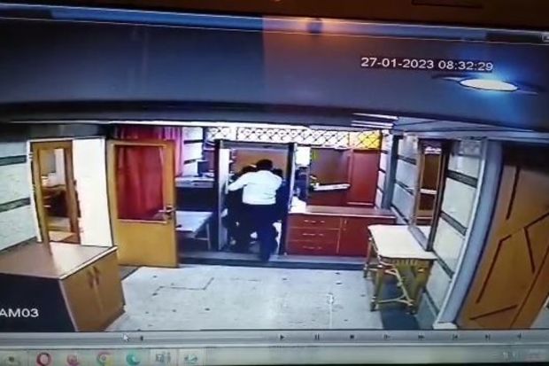 Watch how Azerbaijani Embassy attacked in Iran - VIDEO