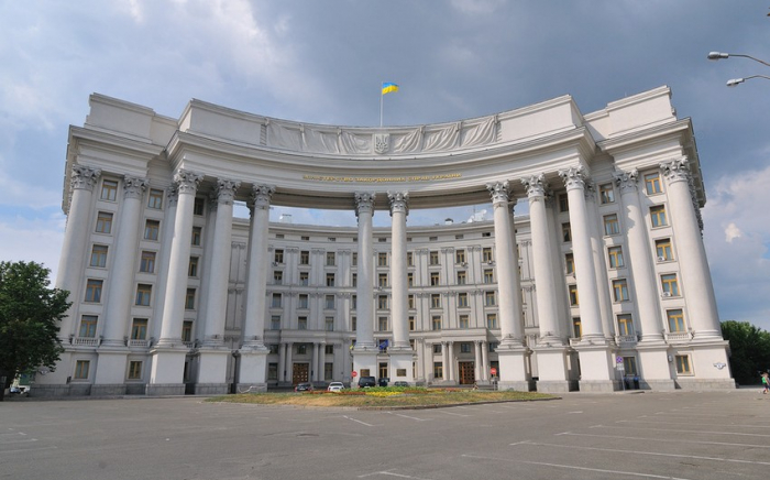  Ukrainisches Außenministerium verurteilte den Angriff auf die Botschaft Aserbaidschans im Iran 
