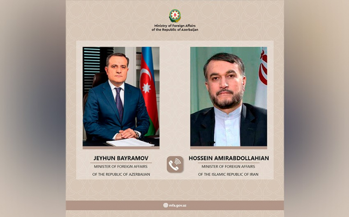   Los Titulares de Exteriores de Azerbaiyán e Irán mantuvieron una conferencia telefónica  