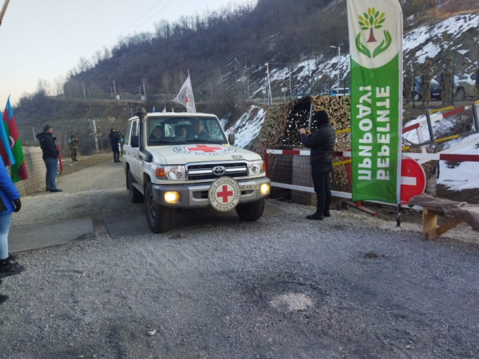   Six ICRC vehicles pass through Lachin-Khankandi road without hindrance  