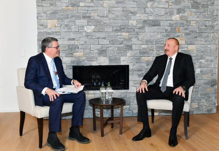  President Ilham Aliyev meets with Senior Vice President and Global Innovation Officer for CISCO in Davos 