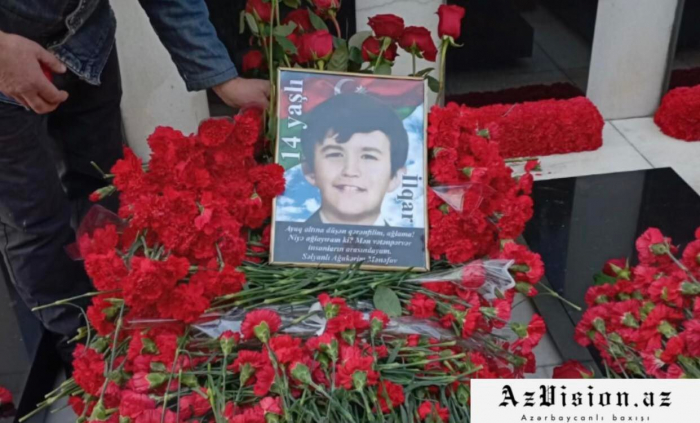    Azərbaycan 20 Yanvar şəhidlərini anır -    FOTOLAR      