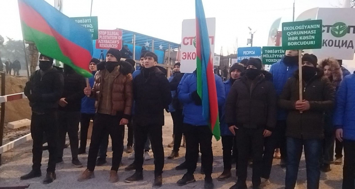   Continúan las protestas pacíficas en la carretera Khankendi-Lachin  