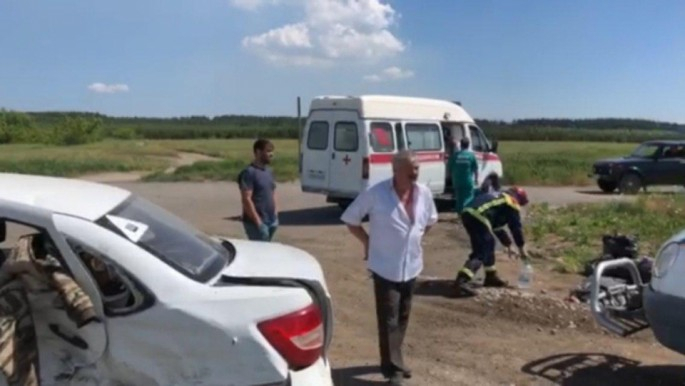 "Mercedes" "Lada" ilə toqquşdu, sərnişin öldü "Mercedes" "Lada" ilə toqquşdu, sərnişin öldü