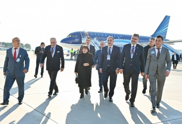   Una delegación del Parlamento de Azerbaiyán visita Türkiye  