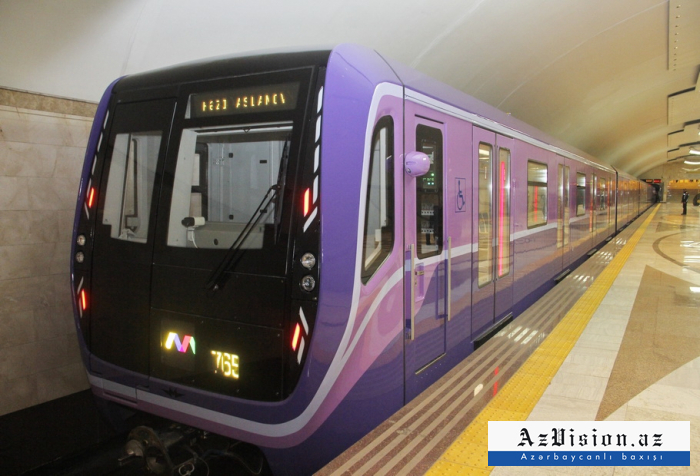  Metroda daha bir yeni qatar xəttə buraxılıdı 