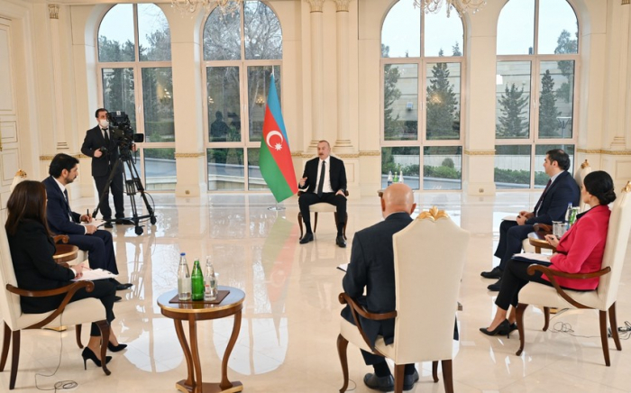 Dövlət başçısı Azərbaycanın xarici borcundan danışıb Dövlət başçısı Azərbaycanın xarici borcundan danışıb