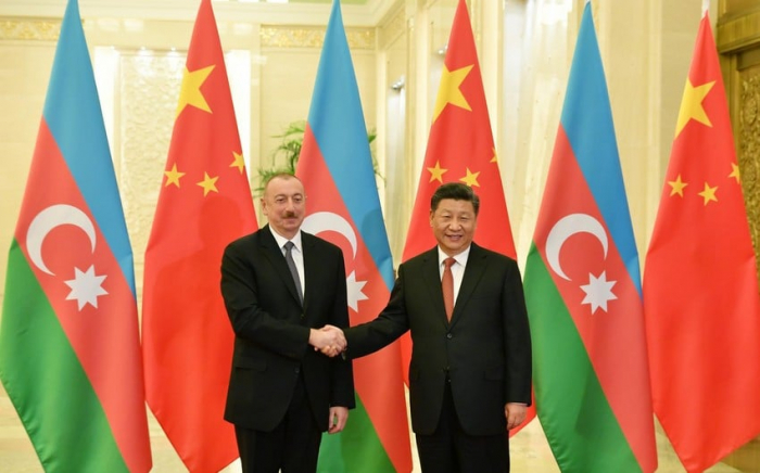   Präsident Ilham Aliyev gratulierte dem Vorsitzenden der Volksrepublik China  