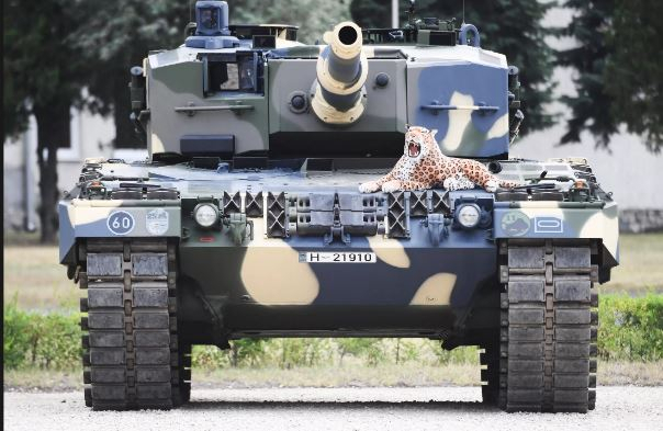    Ukraynaya “Leopard” tankları göndərilir  
   
