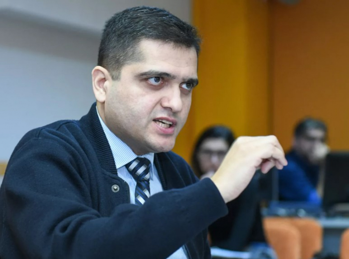"Lavrovun nə düşünməsi bizi maraqlandırmamalıdır" - Politoloq "Lavrovun nə düşünməsi bizi maraqlandırmamalıdır" - Politoloq