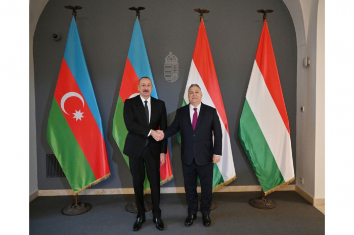 Le président azerbaïdjanais et le premier ministre hongrois ont fait des déclarations à la presse