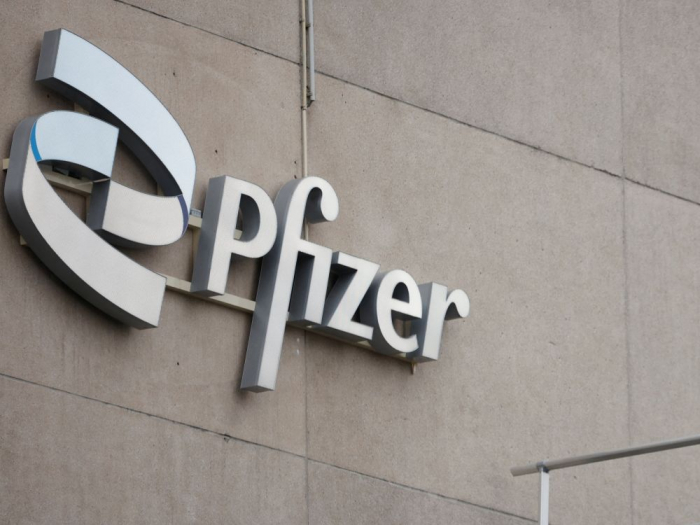 Pfizer anticipe en 2023 un recul plus important des ventes de ses produits contre le COVID