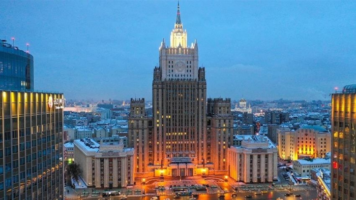       Rusiya XİN:    "Diplomatlara qarşı casusluq üsulları dəyişib"   