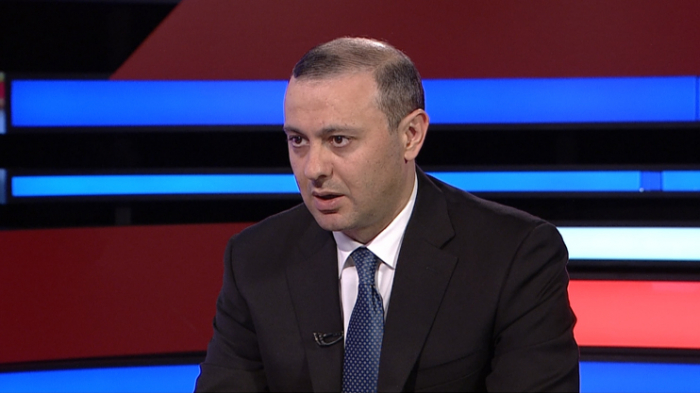       Armen Qriqoryan:    "İrəvan sülh müqaviləsini yaxın vaxtlarda Bakıya verəcək"   