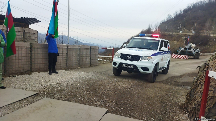 More vehicles of Russian peacekeepers move freely along Azerbaijan