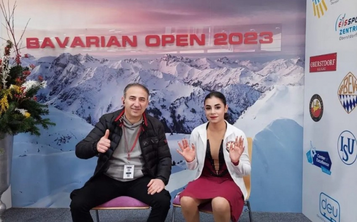   Aserbaidschans Eiskunstläufer hat begonnen, an dem Turnier in Deutschland teilzunehmen   - FOTO    