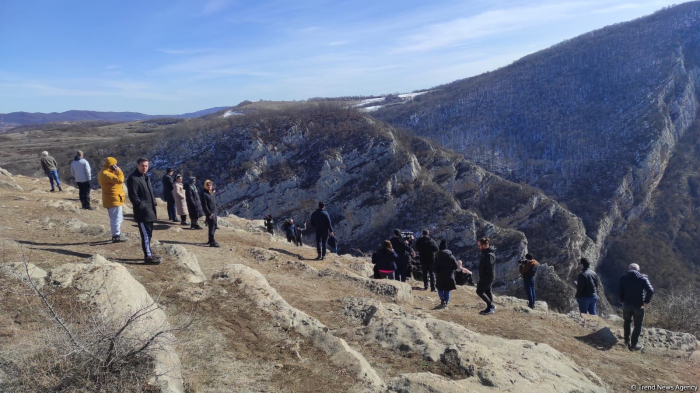   Travelers from 12 countries visit Jidir Duzu in Azerbaijan