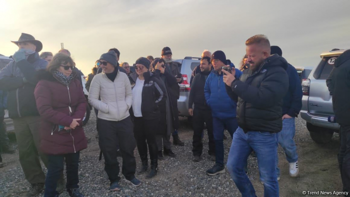   Un grupo de extranjeros visitó fosas comunes en Fuzuli  