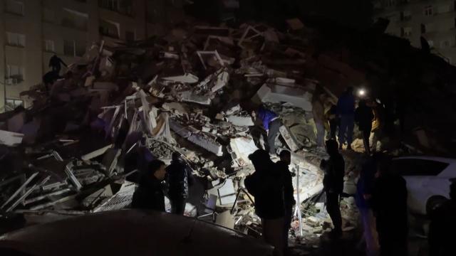    Osmaniyədə 65 bina dağılıb,    7 nəfər ölüb      