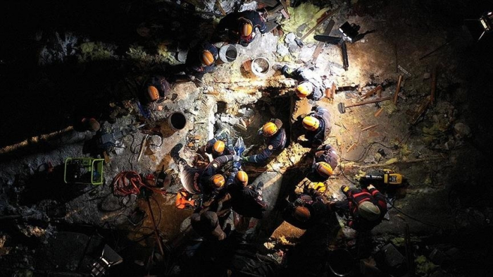 Earthquake rescue work moves slowly as death toll passes 5,000- UPDATED