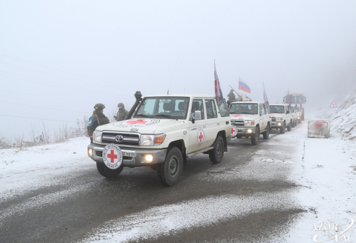   Six ICRC vehicles pass freely along Lachin-Khankendi road  