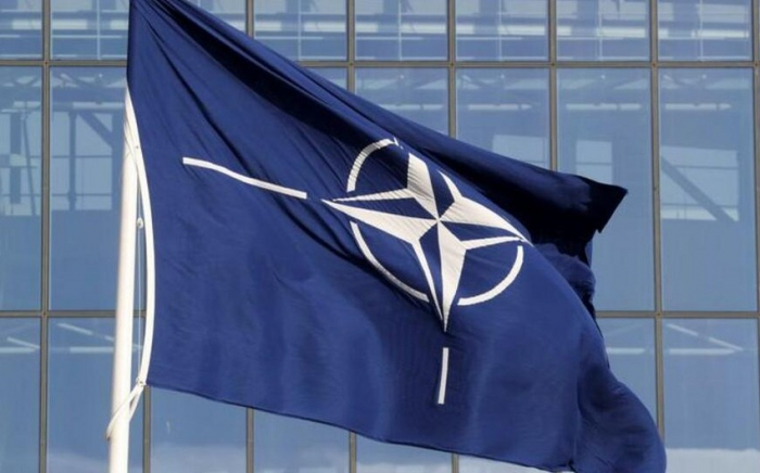   Wegen des Erdbebens in der Türkei werden NATO-Flaggen auf Halbmast gesenkt  