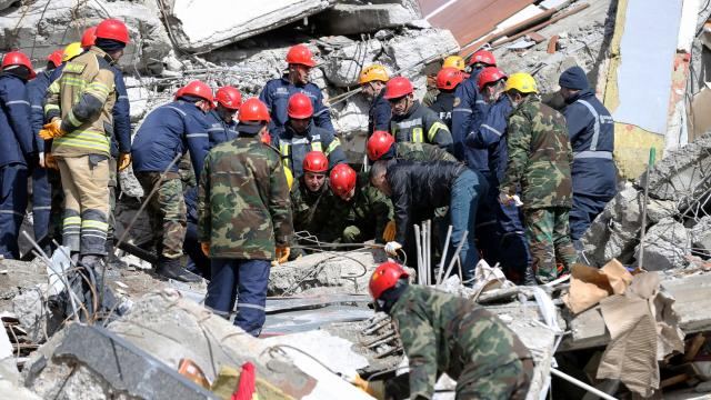   Azerbaijani rescuers start search & rescue operations in quake-hit Türkiye  