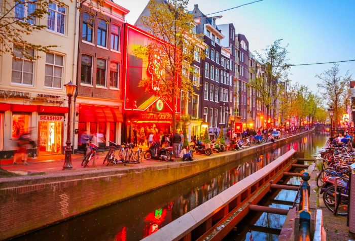 Amsterdam bans cannabis in its red light district