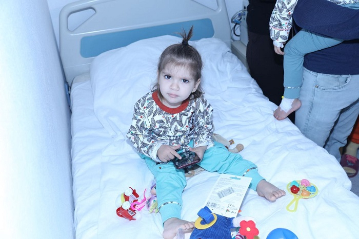   10 niños afectados por el terremoto en Türkiye se llevan a Azerbaiyán  