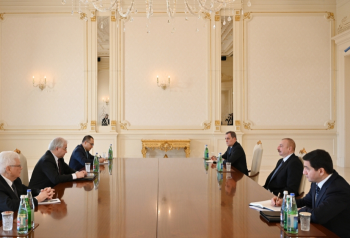 Le président Aliyev a reçu le représentant spécial du MAE russe pour la normalisation des relations arméno-azerbaïdjanaises