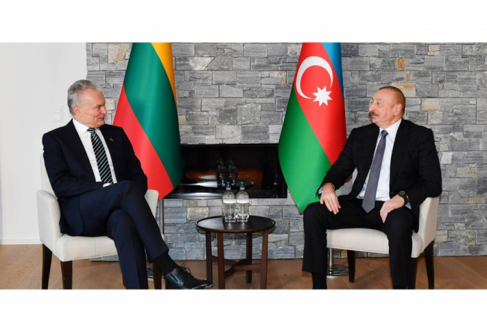   President Ilham Aliyev congratulates Lithuanian counterpart   