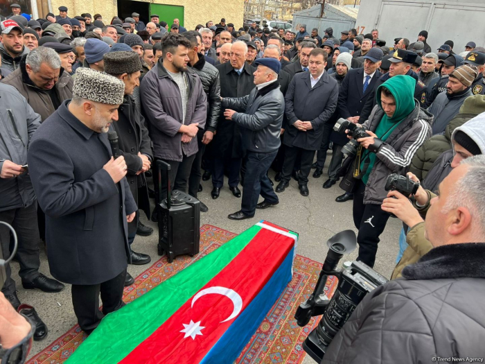    Gündüz Nəzərzadə dəfn edildi -  FOTOLAR    