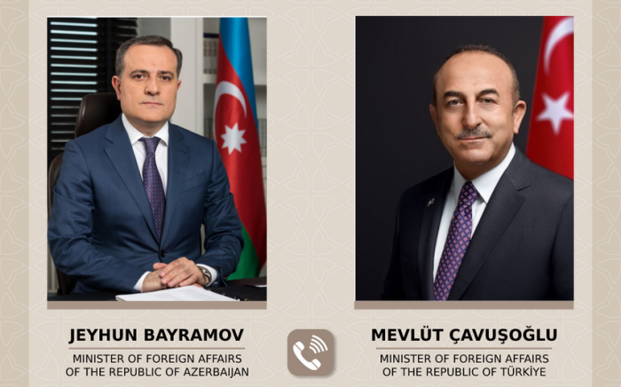   Azerbaijani, Turkish FMs hold phone talks   