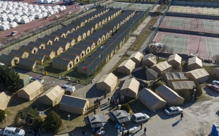   Azerbaijani rescuers set up tent camp for quake victims in Türkiye