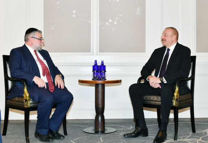 President Ilham Aliyev holds meeting with President of Conference of European Rabbis